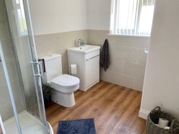 SHOWER ROOM