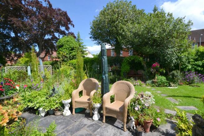 garden2.JPG