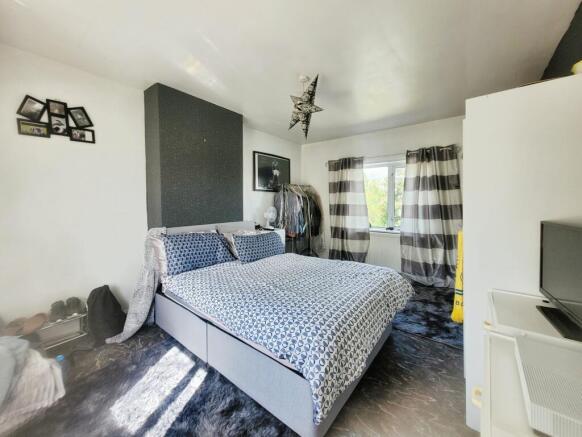 2 bed Terraced for sale Image 5