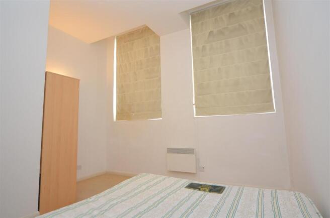 1 bed Apartment to rent Image 8