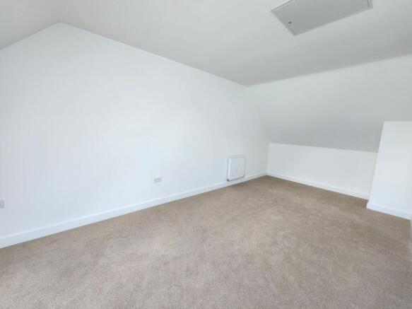 3 bed Semi-Detached to rent Image 7