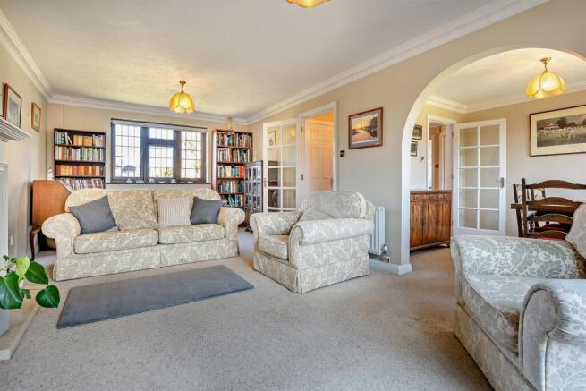 8640487-interior14-800.jpg
