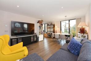 8, Larden Hall Apartments, Essex Park Mews, London W3 7QL