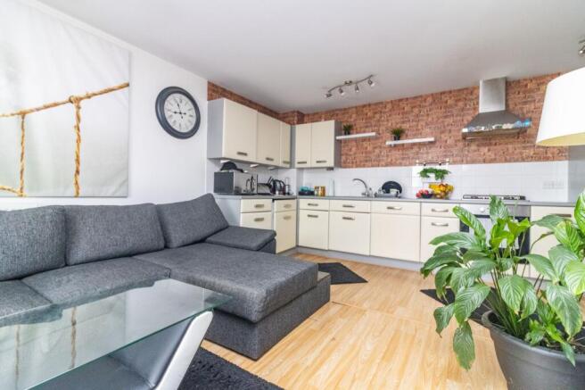 Fosse Close, Braunstone, LE3 photo 4