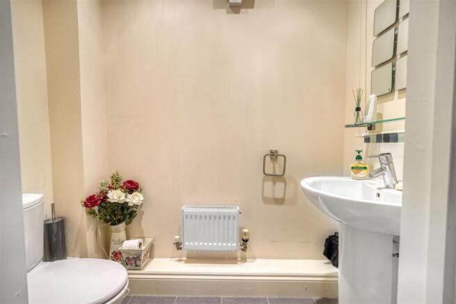 2 bed End of Terrace for sale Image 8