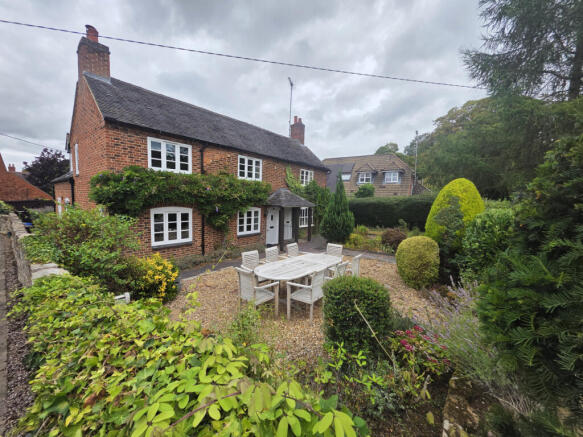 Semi-Detached Cottage