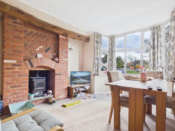 cam01332g0pr0671still014