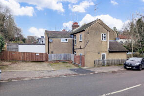 1, Glenview Gardens, Hemel Hempstead HP1 1TF