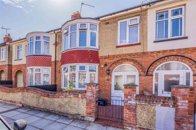 4 Wesley Grove, Copnor-Small-PorticoMarketing-Sold