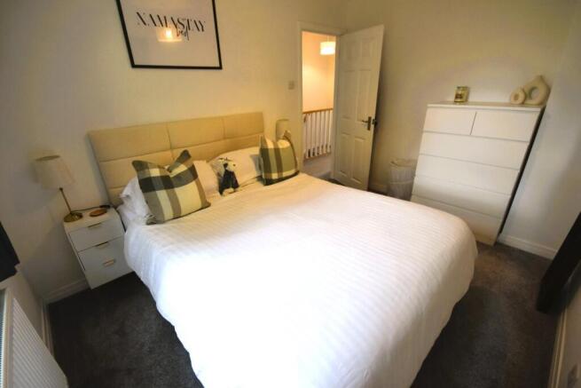 MAIN BEDROOM