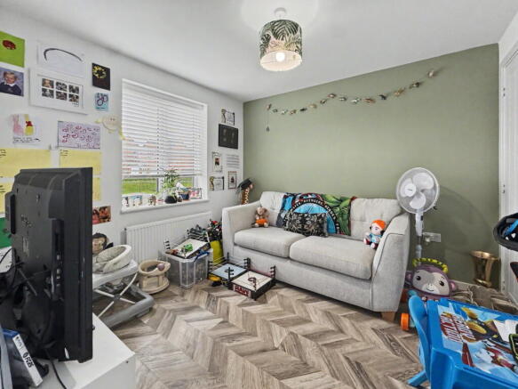 4 bed Detached for sale Image 4