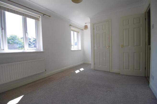 Bedroom 2.JPG