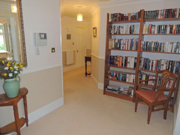 Photo 6