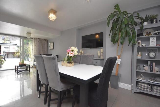 24 Kent Street, Cardiff, CF11 7DL photo 4