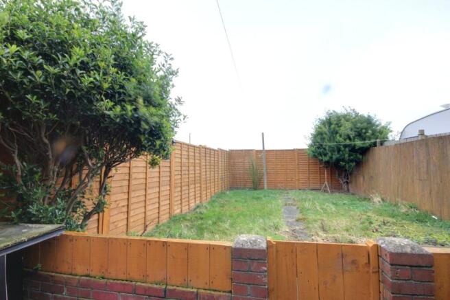 3 bed Terraced for sale Image 8