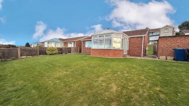 2 bed Detached Bungalow for sale Image 12
