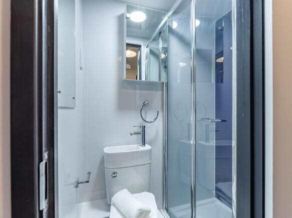 1 bed Flat Share to rent Image 8