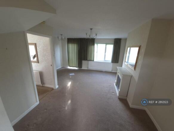 Main Lounge / Living Room