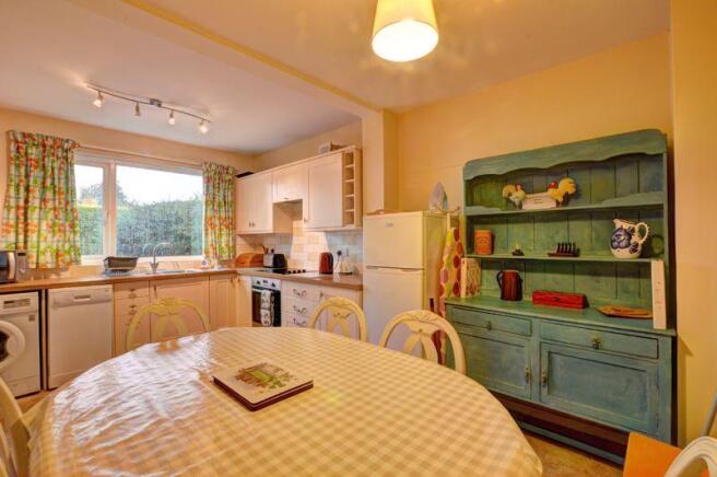 Kitchen 1