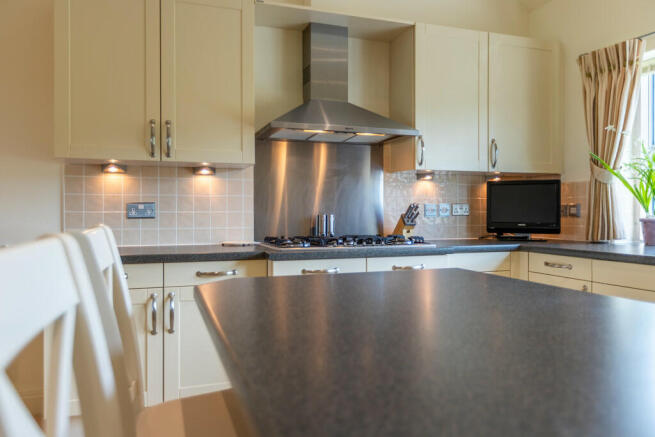 Living/Kitchen/Di...