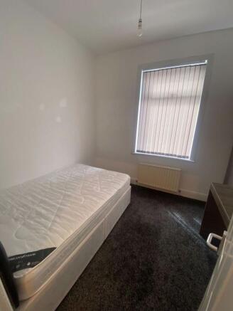 2 bed Flat to rent Image 7
