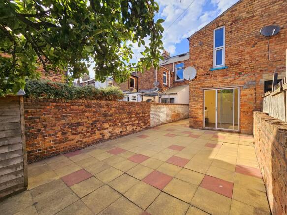 3 bed Terraced for sale Image 2