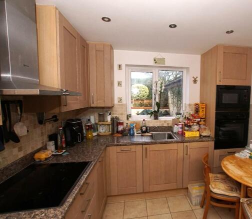 NEW KITCHEN.JPG