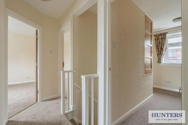 3 bed Semi-Detached for sale Image 10