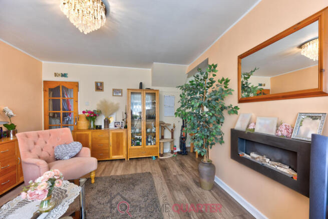 3 bed Semi-Detached for sale Image 5