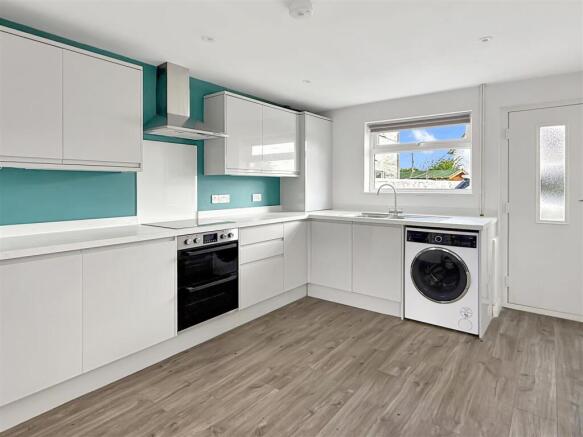 Higher Road, Fremington, Barnstaple photo 4