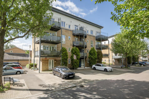 Linden Avenue, Watford, WD18