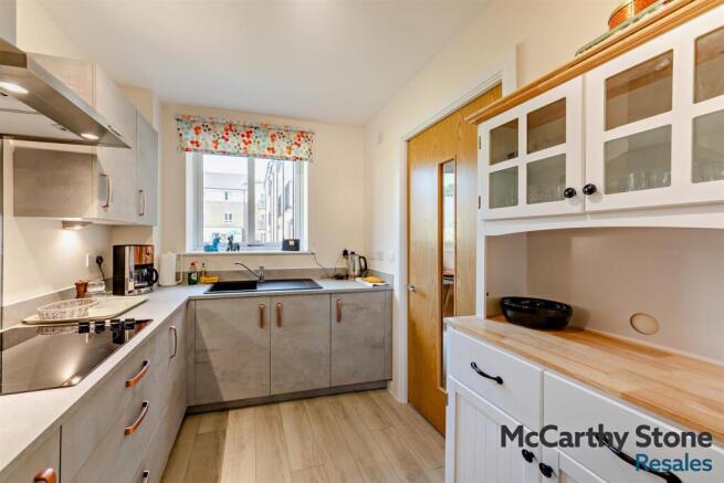 1 bed Apartment for sale Image 7