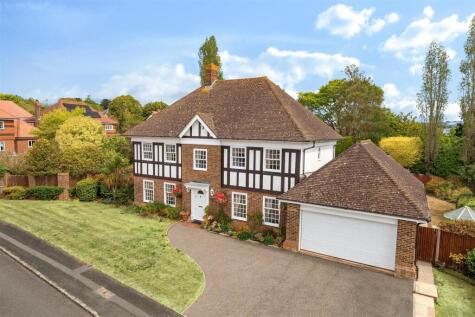 Barton Close, Exton, Exeter