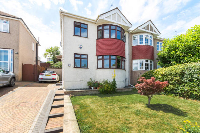 3 bedroom semi-detached house