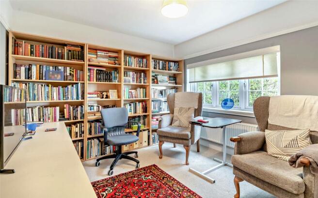 Bedroom/Study
