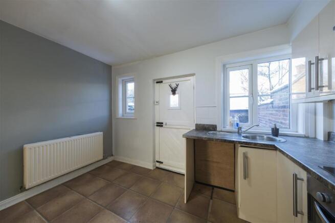 23 Middle Walk-006.JPG