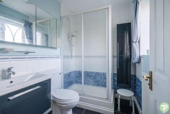 En Suite Shower