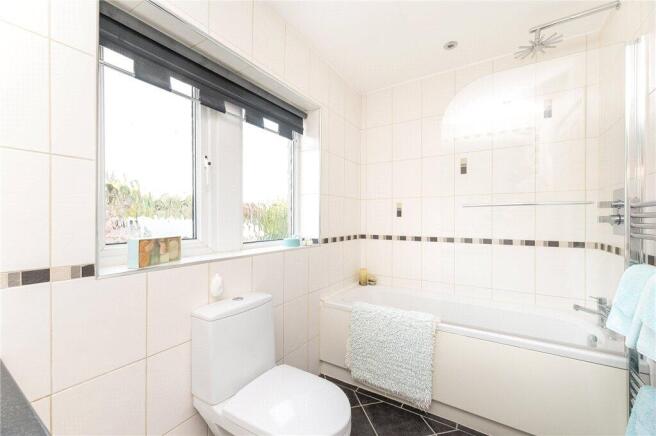 3 bed Semi-Detached for sale Image 11