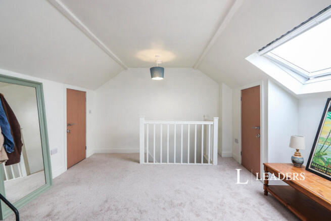 3 bed House to rent Image 7