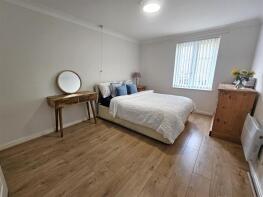 12, Kingsley Court, Windsor Way, Aldershot GU11 1HZ