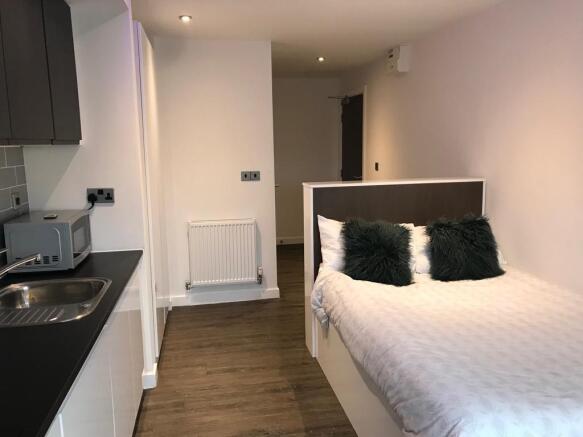 1 bed Apartment to rent Image 9