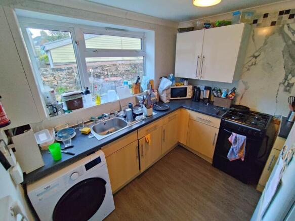 Kitchen (1)