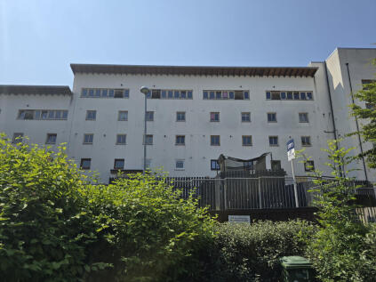 3/2, 20 Lochburn Gate, Glasgow, Glasgow City
