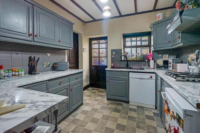 3 bed Barn Conversion for sale Image 12