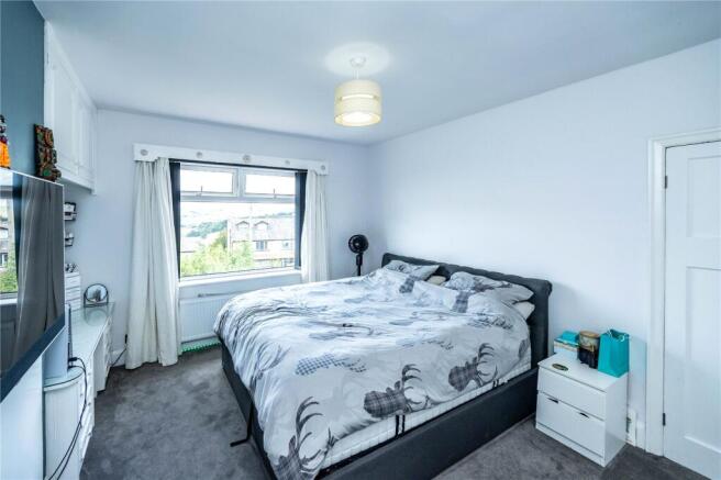 3 bed Semi-Detached for sale Image 11