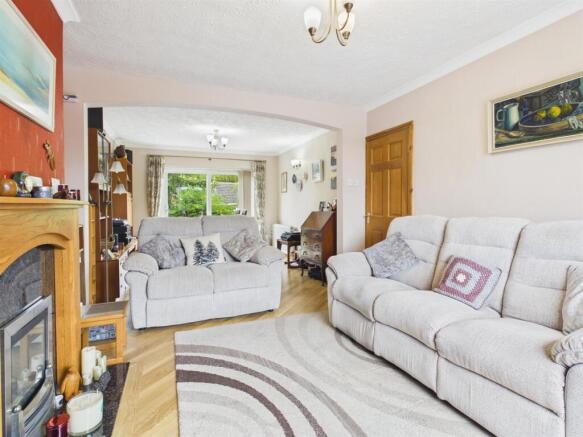 Living/Dining Room