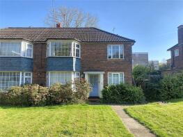 4, 69 Eysham Court, Station Road, New Barnet, Barnet EN5 1PS