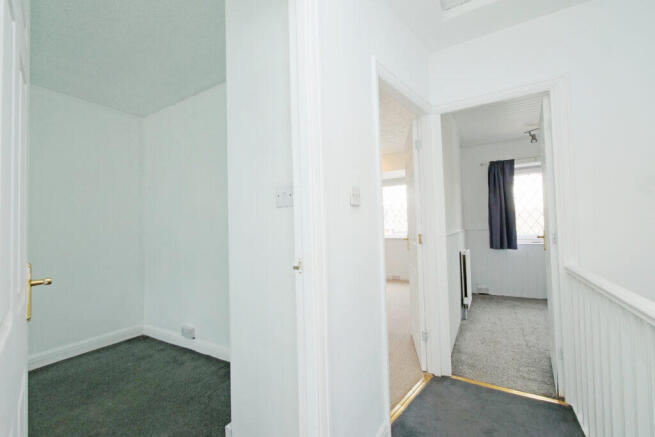 3 bed Terraced for sale Image 12