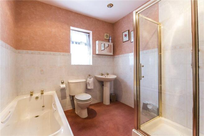 Master Ensuite