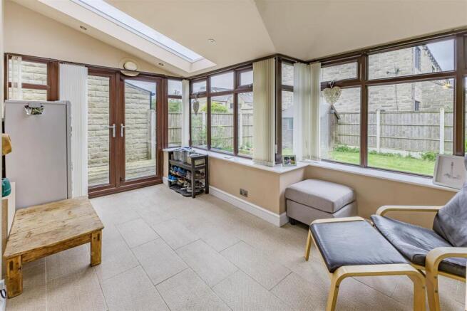 3 bed Detached for sale Image 9